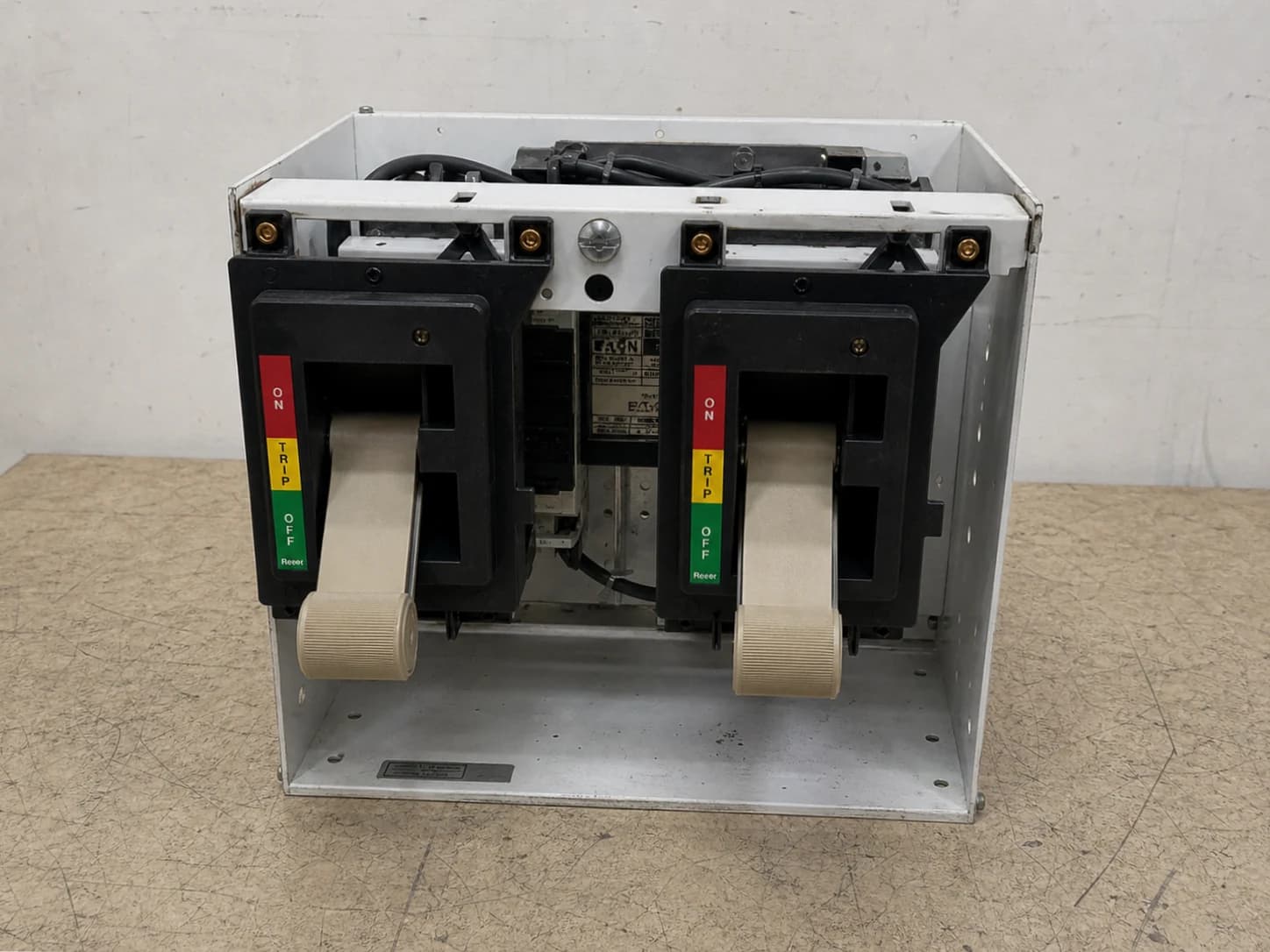 Allen Bradley 2100 12" 20A Dual Breaker Feeder MCC Bucket