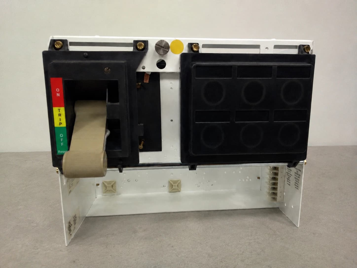 Cutler-Hammer Freedom 12" 150A Breaker Feeder MCC Bucket