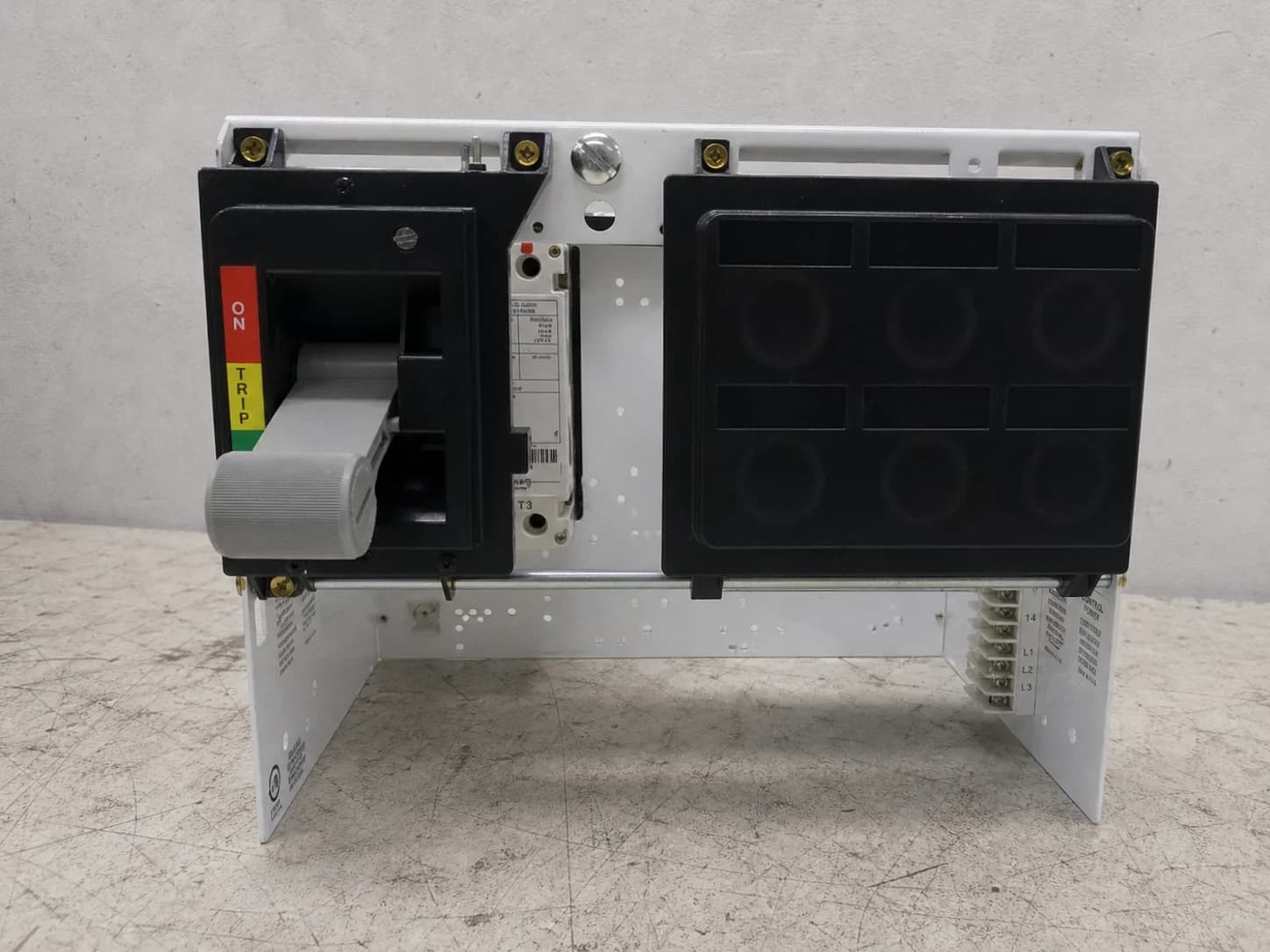 Cutler-Hammer Freedom 12" 100A Breaker Feeder MCC Bucket