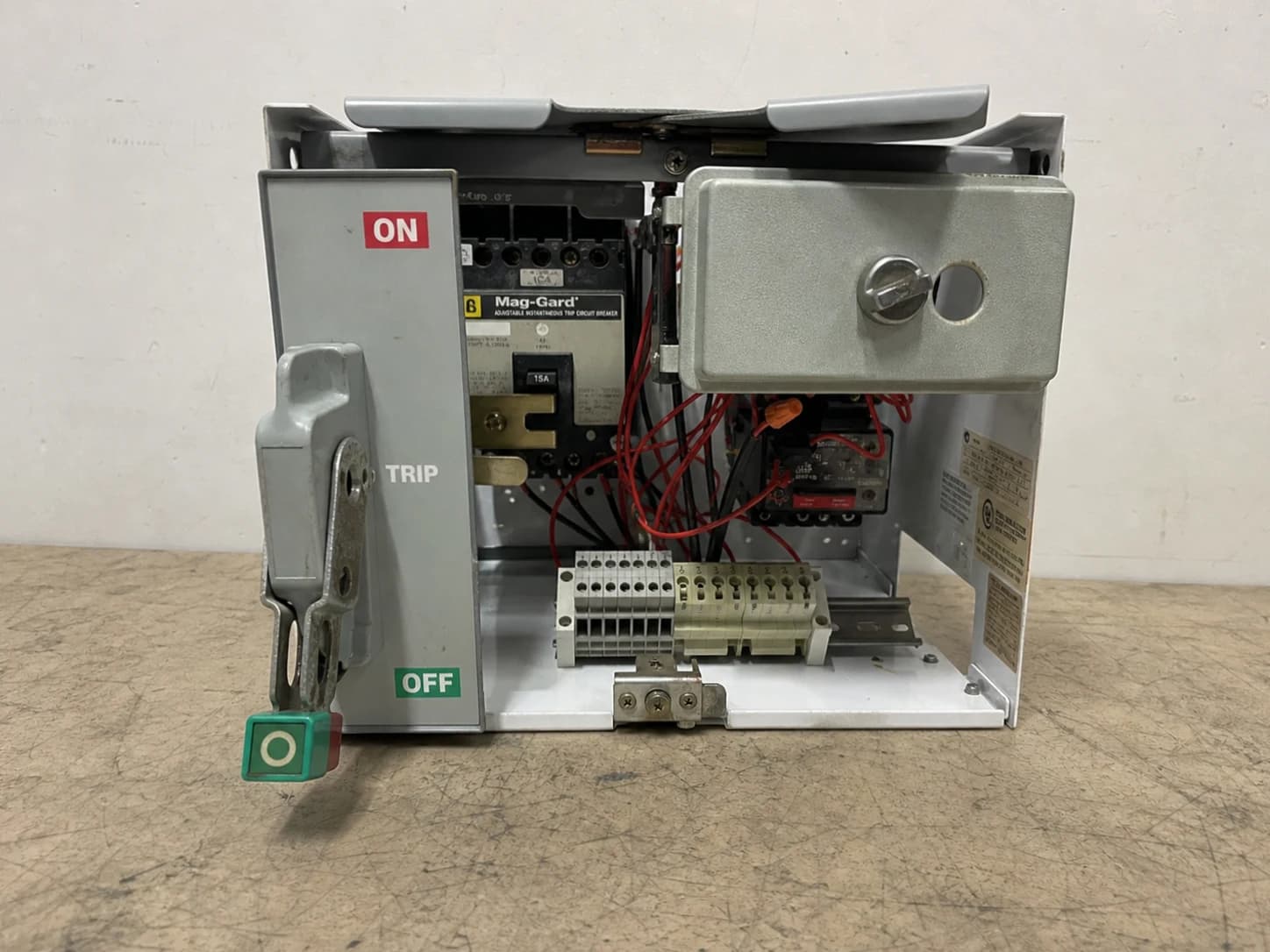 Square D Model 6 12" 15A Breaker Starter MCC Bucket